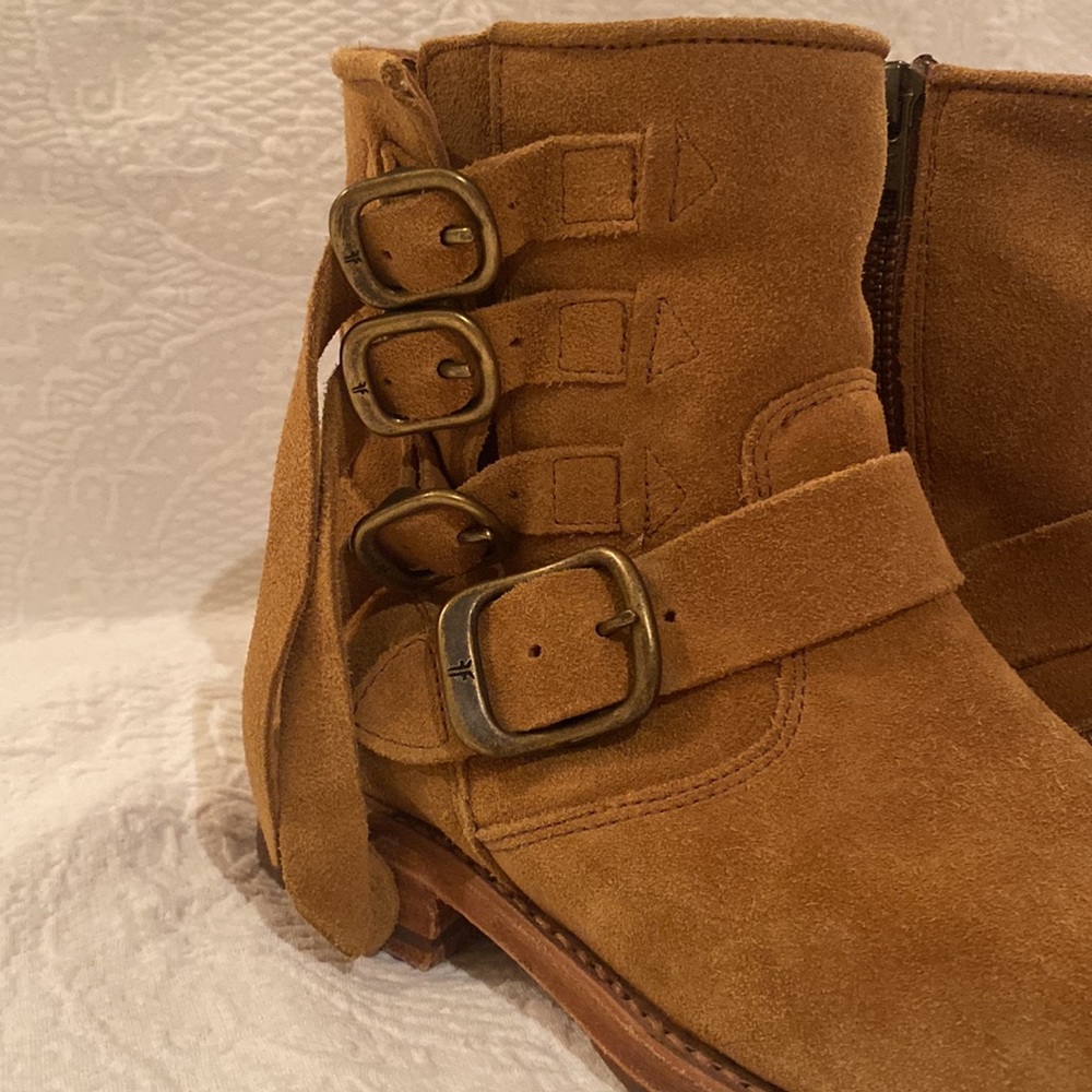 FRYE | Veronica Buckle Strap Suede Short Ankle Biker Moto Boots in ‘Brandy’ - Picture 5 of 17